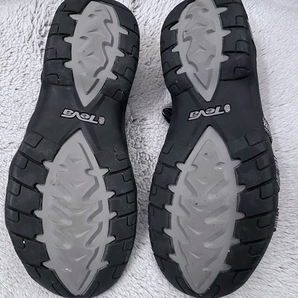 Teva Tirra Sandals - Picture 2 of 3